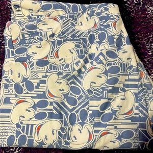 Lularoe Micky Mouse leggings.